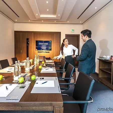 Dorint Kongresshotel 4*