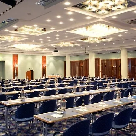 Dorint Kongresshotel Hotell