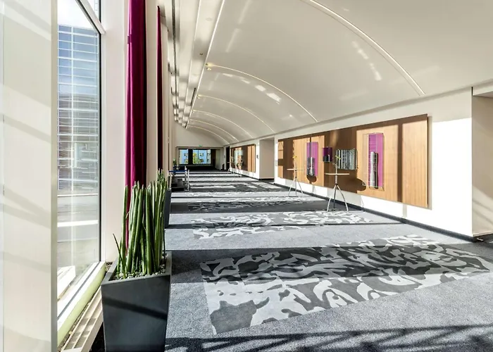 Hotel Dorint Kongresshotel 4*